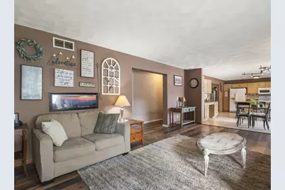 14019 Queenanns Way, Poplar Grove, IL 61065 - Photo 20