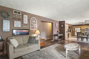 14019 Queenann's Way, Poplar Grove, IL 61065 - Photo 20