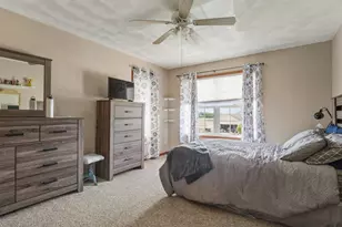 14019 Queenann's Way, Poplar Grove, IL 61065 - Photo 34