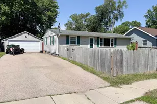 7518 Mildred, Machesney Park, IL 61115 - Photo 2