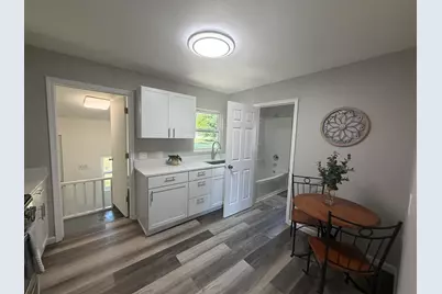 230 S Hackett Street, South Beloit, IL 61080 - Photo 12