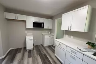 230 S Hackett St, South Beloit, IL 61080 - Photo 14