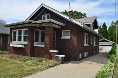 2236 17th Avenue, Rockford, IL 61104 - Photo 2