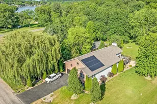 428 Lockwood Ct, Davis, IL 61019 - Photo 10