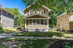 2105 Melrose St, Rockford, IL 61103 - Photo 1