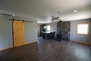 2 Woods Edge Dr, Stockton, IL 61085 - Photo 10
