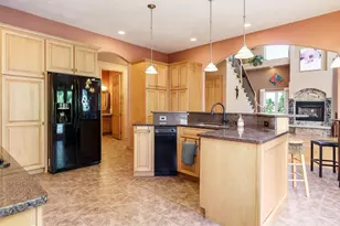 12755 Westbrook Point, Winnebago, IL 61088 - Photo 14