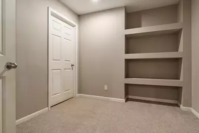 12755 Westbrook Point, Winnebago, IL 61088 - Photo 52