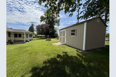 1135 Oakhill Drive, Freeport, IL 61032 - Photo 28