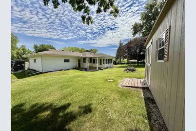 1135 Oakhill Drive, Freeport, IL 61032 - Photo 26