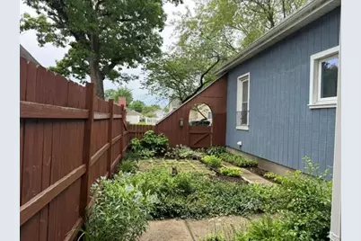 322 E 1st Street, Oglesby, IL 61348 - Photo 20