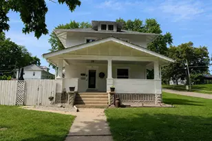 829 11th Ave, Fulton, IL 61252 - Photo 2