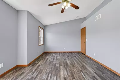 649 Southtowne Drives, Belvidere, IL 61008 - Photo 18