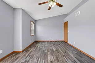 649 Southtowne Dr, Belvidere, IL 61008 - Photo 18