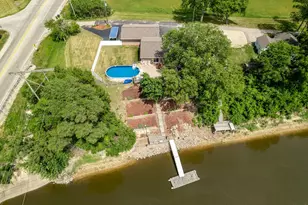 10444 Rock Ln, Roscoe, IL 61073 - Photo 8
