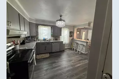 709 Logan Street, Lena, IL 61048 - Photo 2