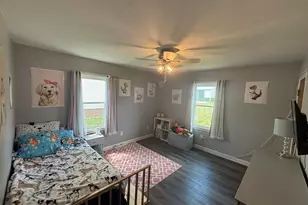 709 Logan St, Lena, IL 61048 - Photo 12