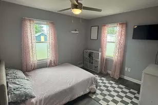 709 Logan St, Lena, IL 61048 - Photo 6