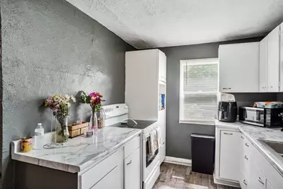 604 E Pleasant Street, Belvidere, IL 61008 - Photo 10