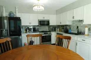 4833 Zenith Pkwy, Machesney Park, IL 61115 - Photo 6