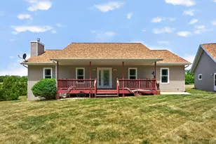 6880 E Cherry Hill Rd, Ridott, IL 61067 - Photo 4