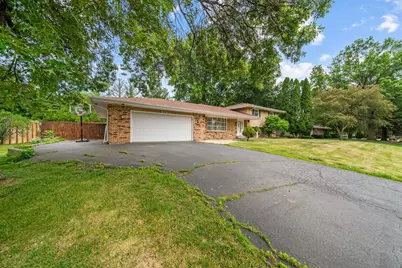 1393 Bryn Mawr Street, Rockford, IL 61107 - Photo 2