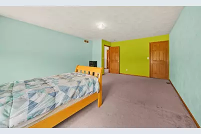 663 Ashleigh Lane, Roscoe, IL 61073 - Photo 14