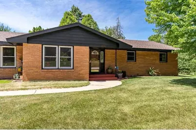 2734 Edgewood Drive, Rockford, IL 61114 - Photo 4