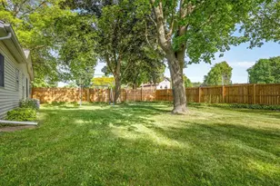 304 N 3rd St, Oregon, IL 61061 - Photo 30