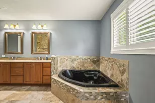 1 Glen Abbey Dr, Rockford, IL 61107 - Photo 38