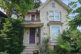 1630 E State St, Rockford, IL 61107 - Photo 1