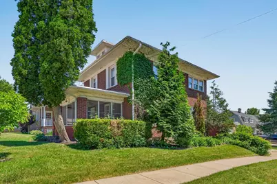 1049 W Lincoln, Freeport, IL 61032 - Photo 4