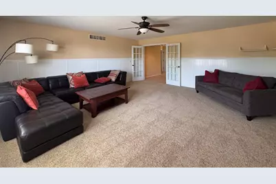 702 W Hampton Avenue, Loves Park, IL 61111 - Photo 38