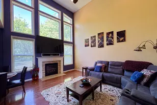 702 W Hampton Ave, Loves Park, IL 61111 - Photo 10