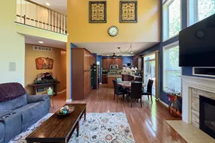 702 W Hampton Ave, Loves Park, IL 61111 - Photo 12