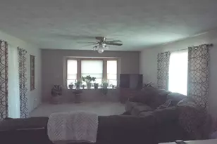 310 Lumar Dr, Pearl City, IL 61062 - Photo 6