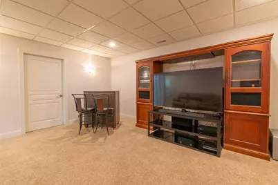 1021 Bertram Drive, Freeport, IL 61032 - Photo 26