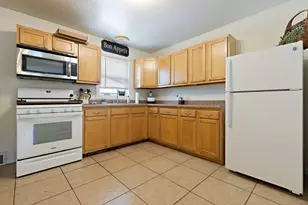404 S 8th St, Oregon, IL 61061 - Photo 4