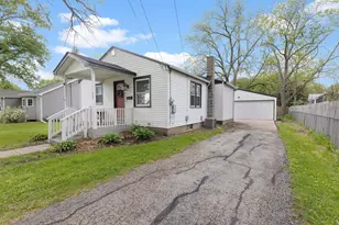 404 S 8th St, Oregon, IL 61061 - Photo 2