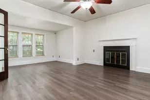 229 N Gardiner Ave, Rockford, IL 61107 - Photo 8