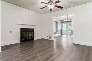 229 N Gardiner Ave, Rockford, IL 61107 - Photo 6