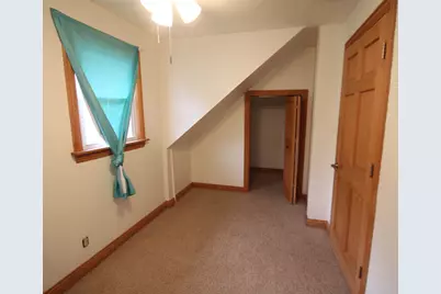 219 N Chicago Avenue, Rockford, IL 61107 - Photo 16