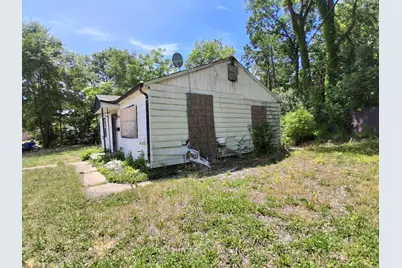 2101 Martha Avenue, Rockford, IL 61104 - Photo 2