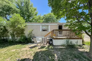 5122 Pebble Ln, Loves Park, IL 61111 - Photo 2