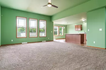 622 Ashleigh Lane, Roscoe, IL 61073 - Photo 6