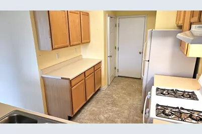 7285 Mabels Way, Loves Park, IL 61111 - Photo 4