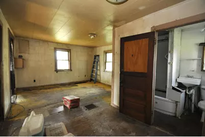 211 S Sterling St Street, Streator, IL 61364 - Photo 4