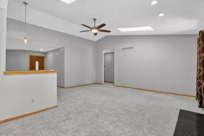 6612 Saddle Club Drive, Roscoe, IL 61073 - Photo 8
