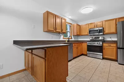 5902 Legacy Lane, South Beloit, IL 61080 - Photo 6