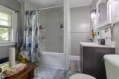 319 N Independence Avenue, Rockford, IL 61101 - Photo 10